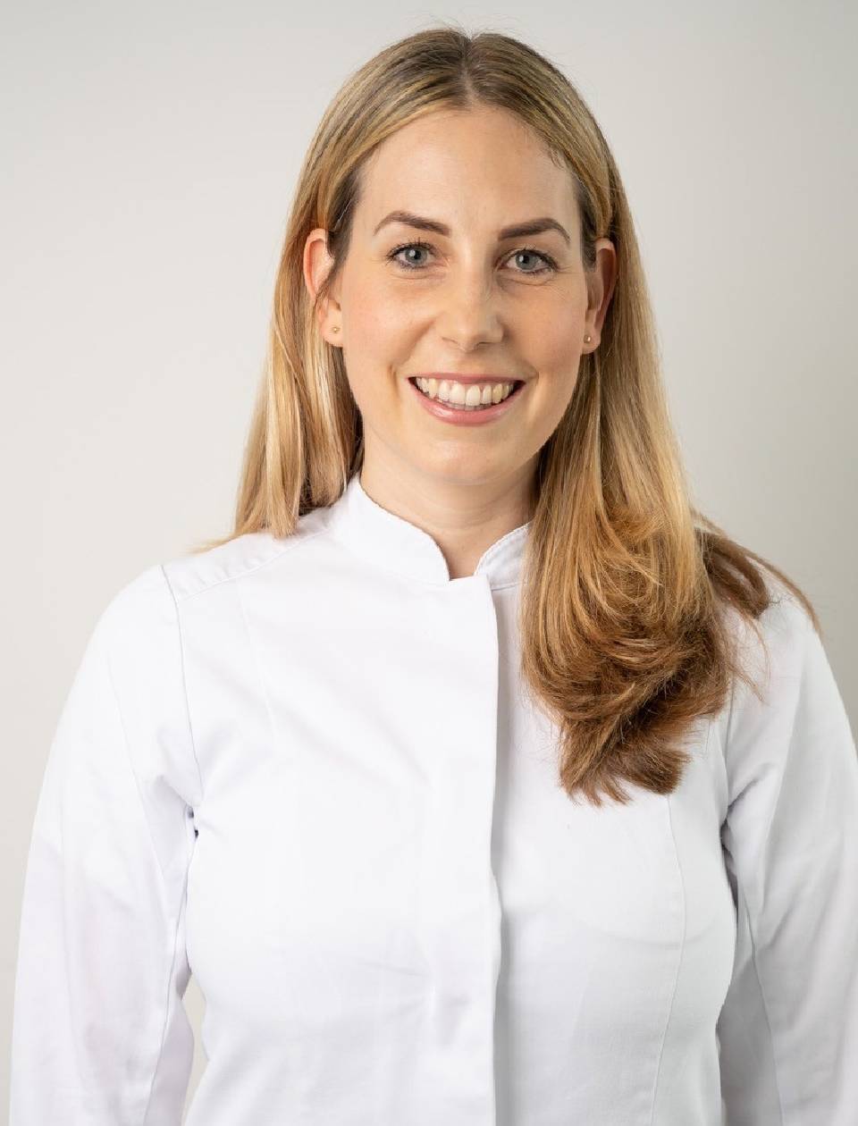 DR. MED. UNIV. LORENA FALK Fachärztin für Dermatologie und Venerologie